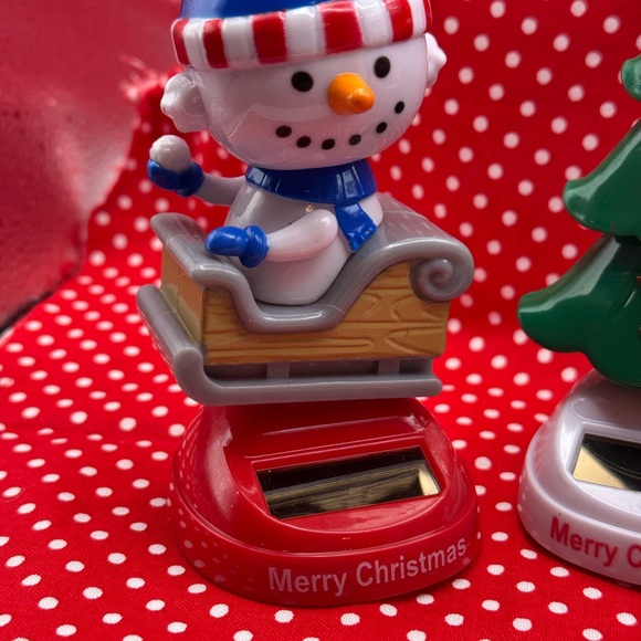 1047-APT Three Holiday Style Christmas Solar Characters Snowman, Santa, Tree New - Picture 6 of 9